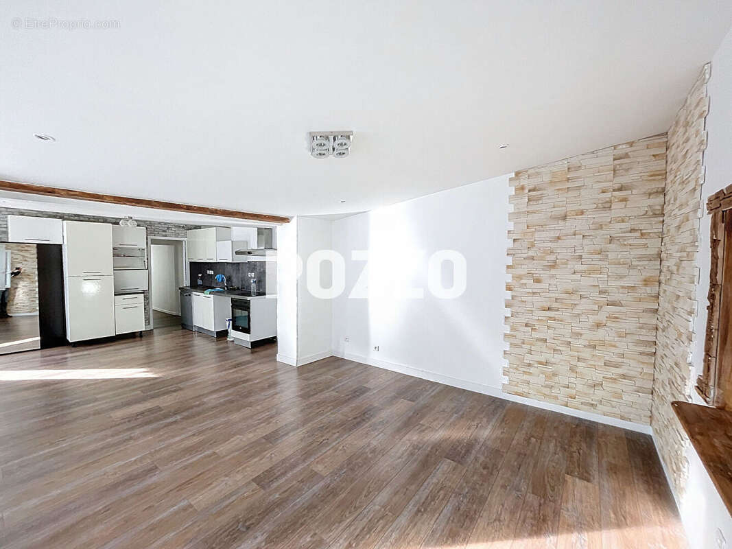 Appartement à OUISTREHAM