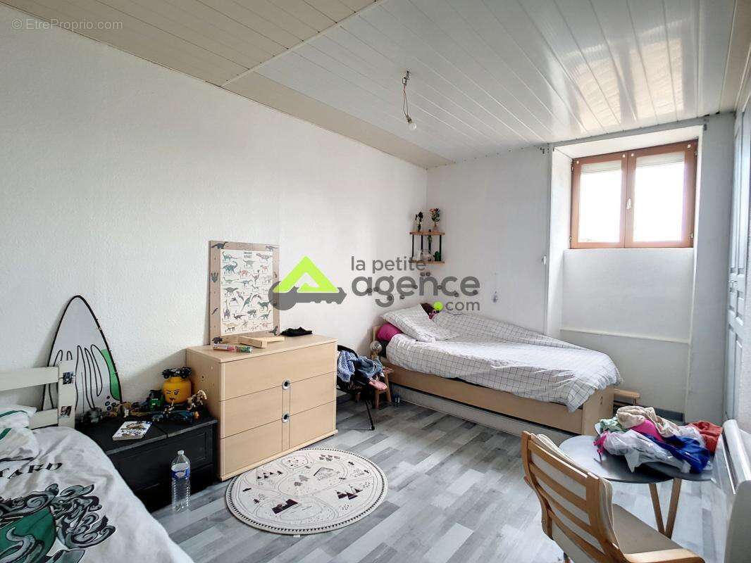 Appartement à BOURGANEUF