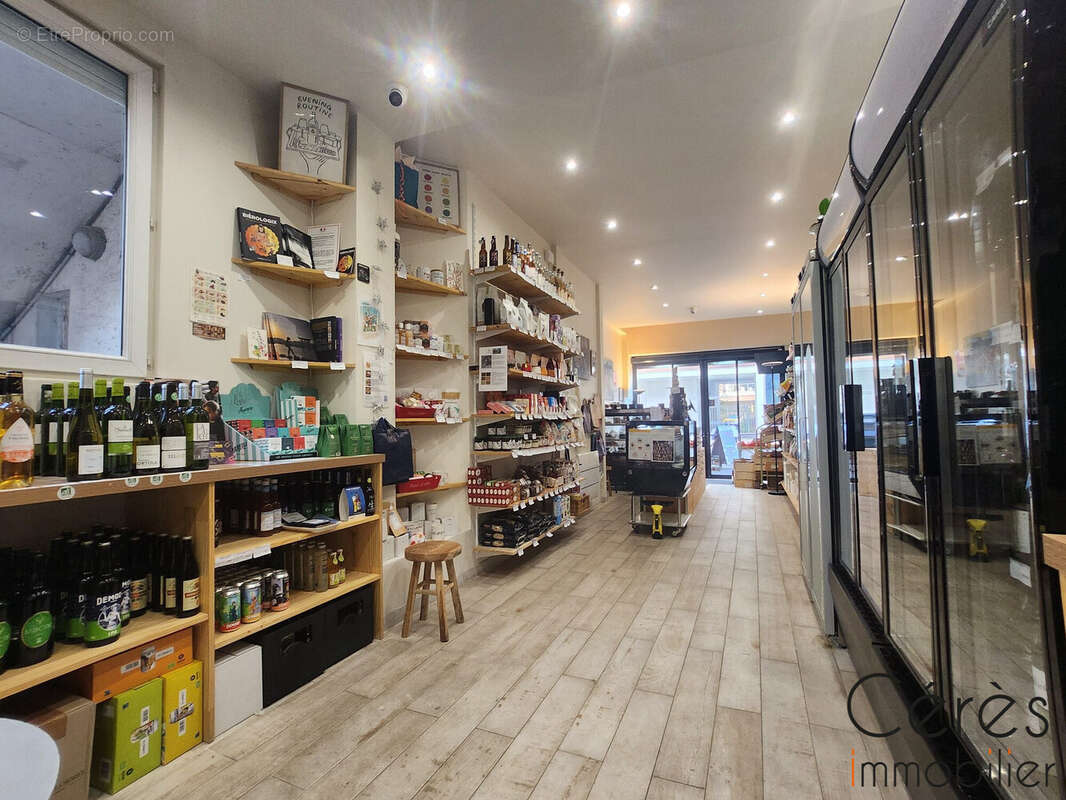 Commerce à ROMAINVILLE