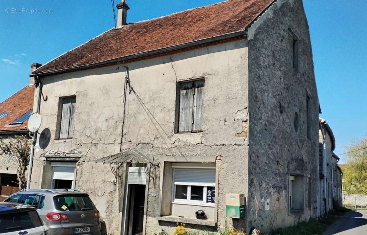 Maison à vendre 1 pièces ARTONGES (02) - photo 2