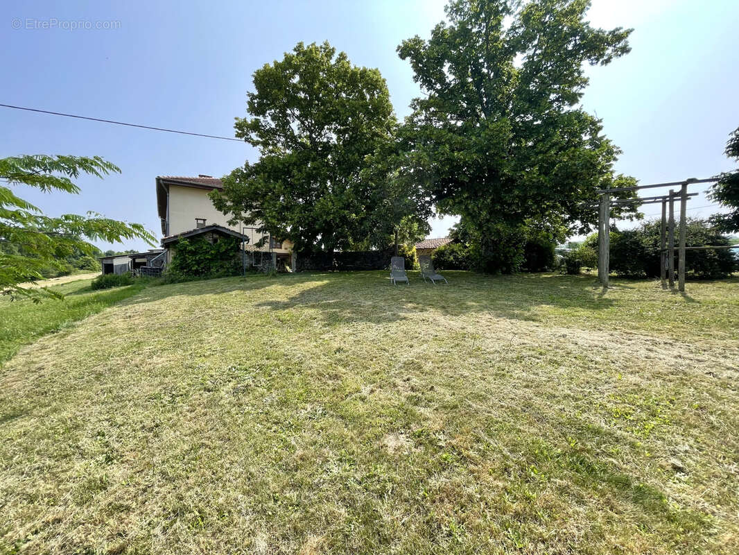 Maison à CHATEAUNEUF-DE-GALAURE