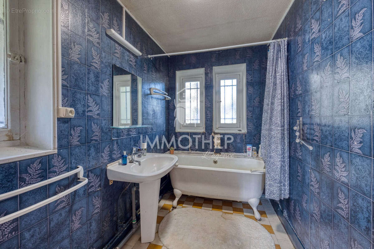 Maison 130 m² à Corenc  - photo 8