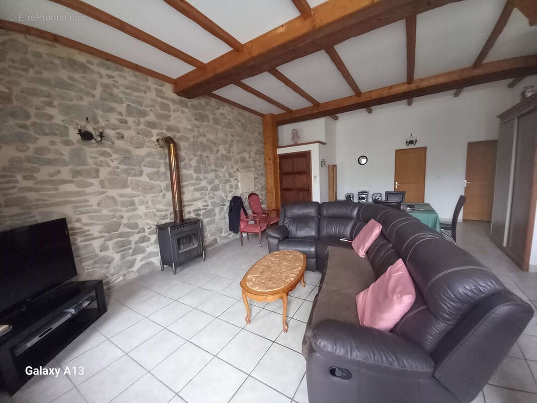 Appartement à AZILLE