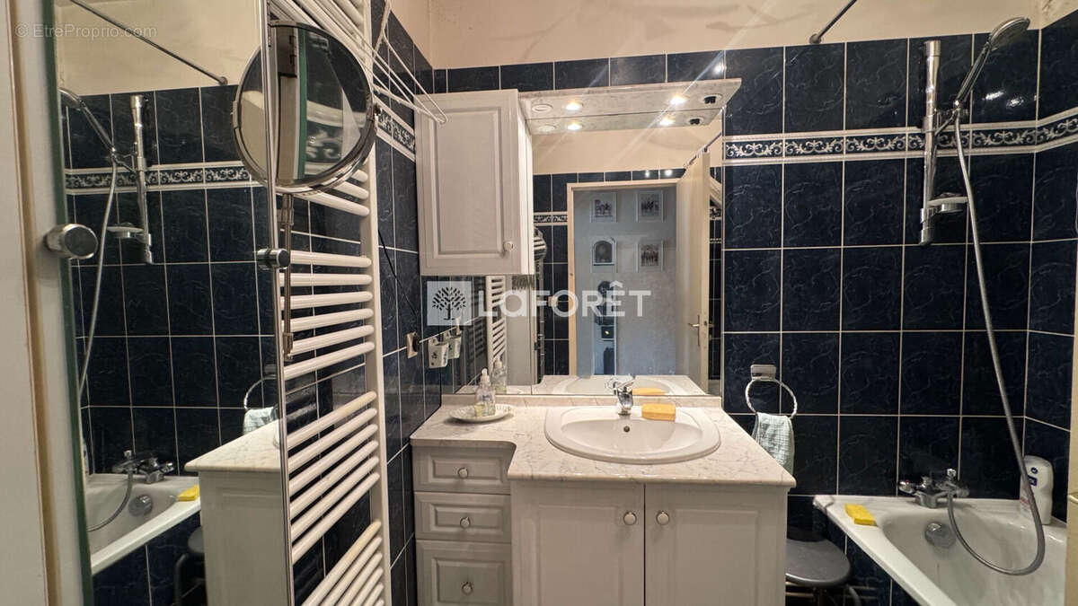 Appartement à PARIS-12E