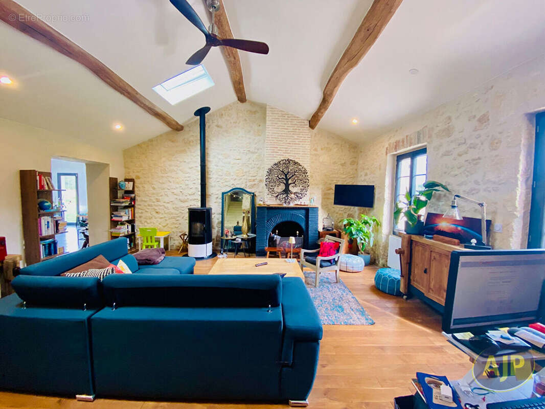 Maison à GAILLAN-EN-MEDOC