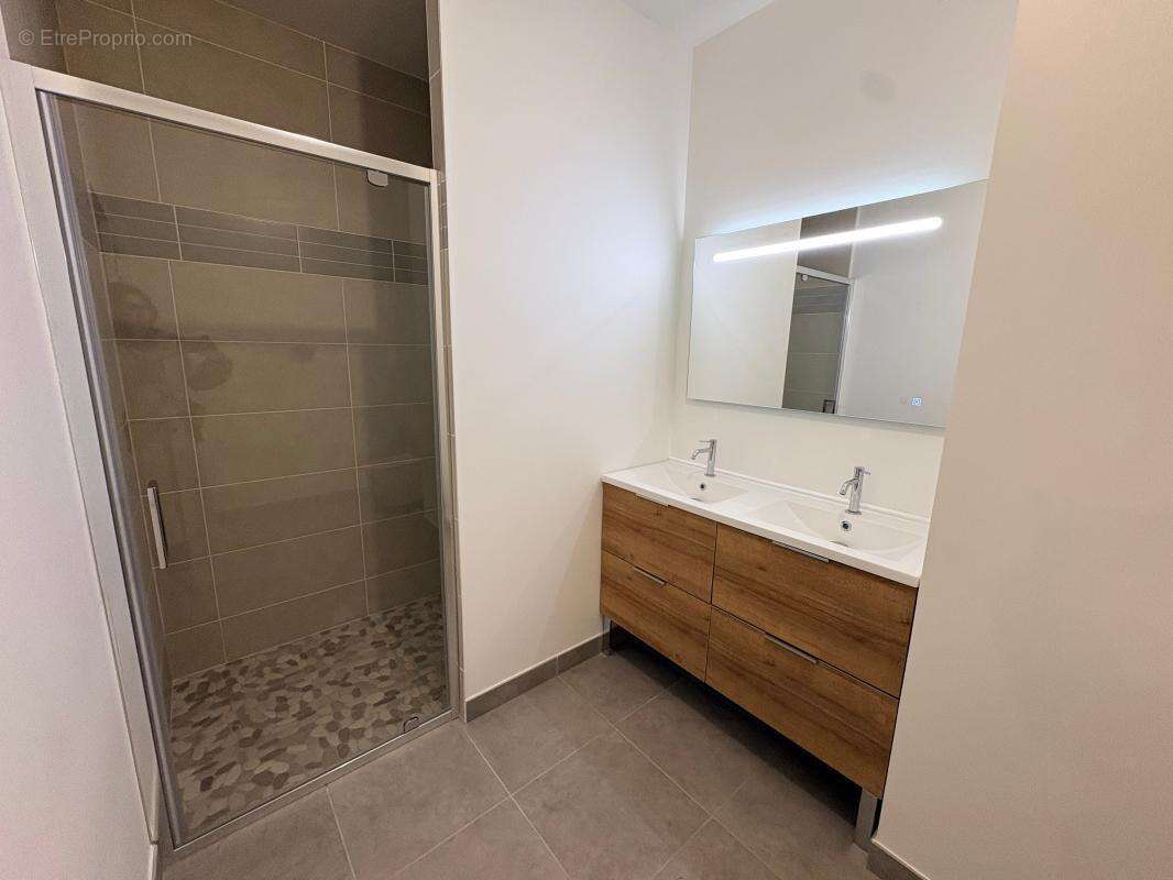 Appartement à BIZANOS