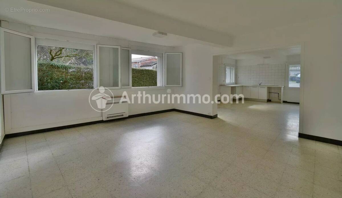 Maison à CASTELMAUROU