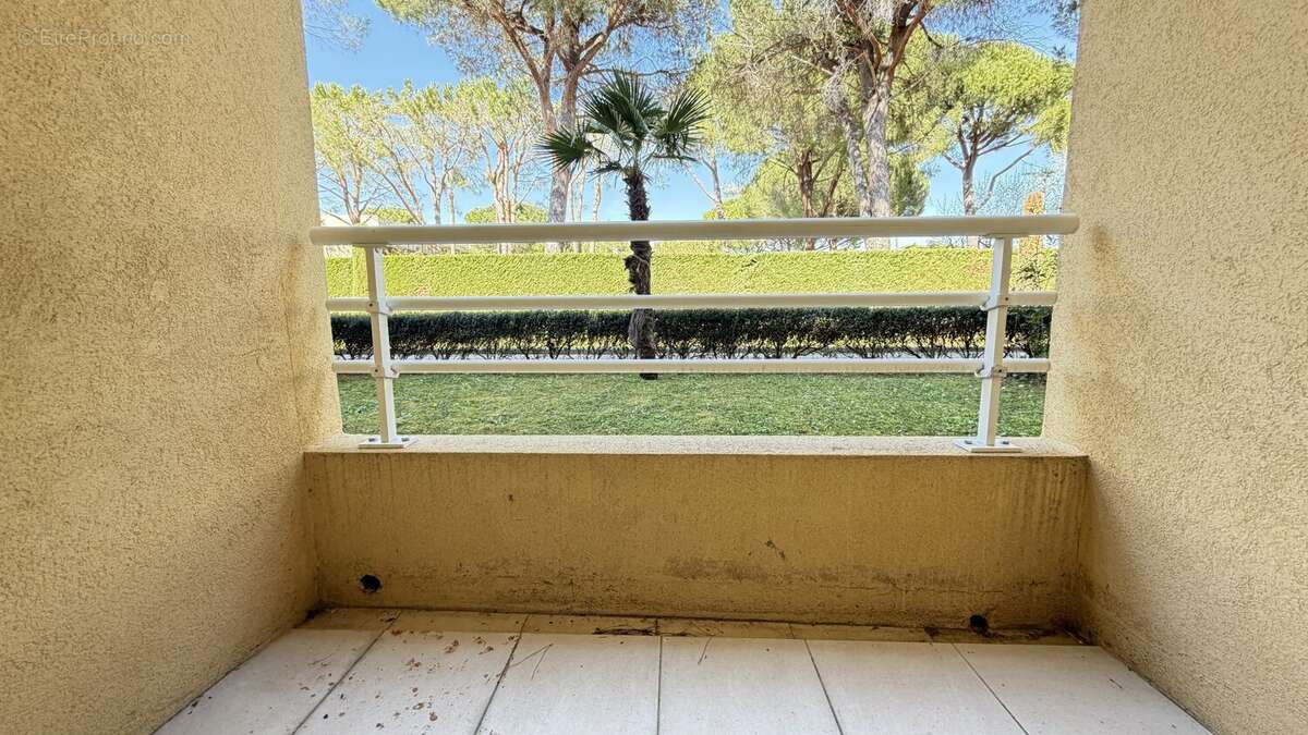 Appartement à MANDELIEU-LA-NAPOULE