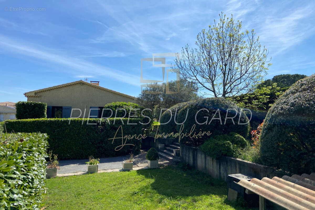 Maison à BAGNOLS-SUR-CEZE