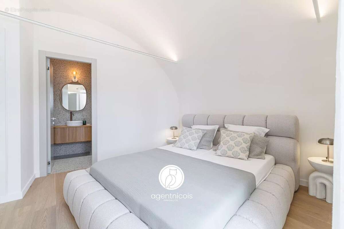 Appartement à VILLEFRANCHE-SUR-MER