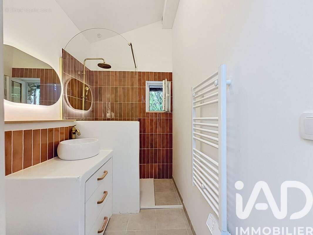Maison 55 m² à Ozillac  - photo 7