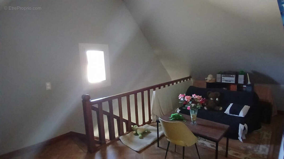 Maison à DUN-LE-PALESTEL