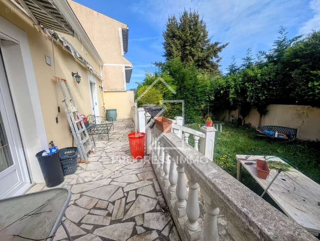 Maison à ORMESSON-SUR-MARNE
