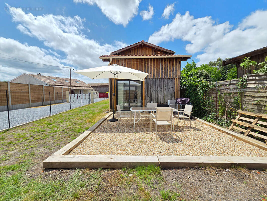 Maison à MIOS