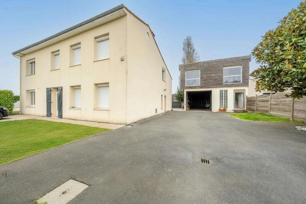Maison à GENISSAC