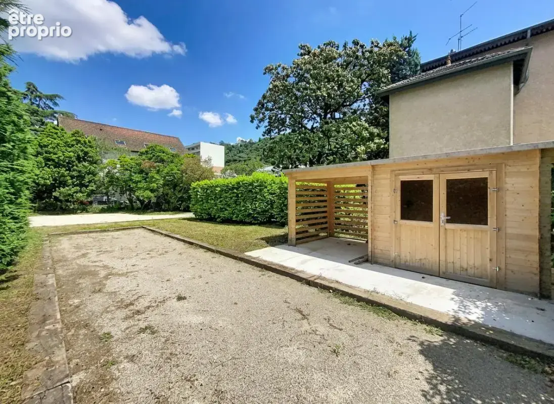 Appartement - Duplex - 3 Chambres - Buanderie - Cave - Extérieur privatif - Parking pour 3 ou 4 voitures - photo 17