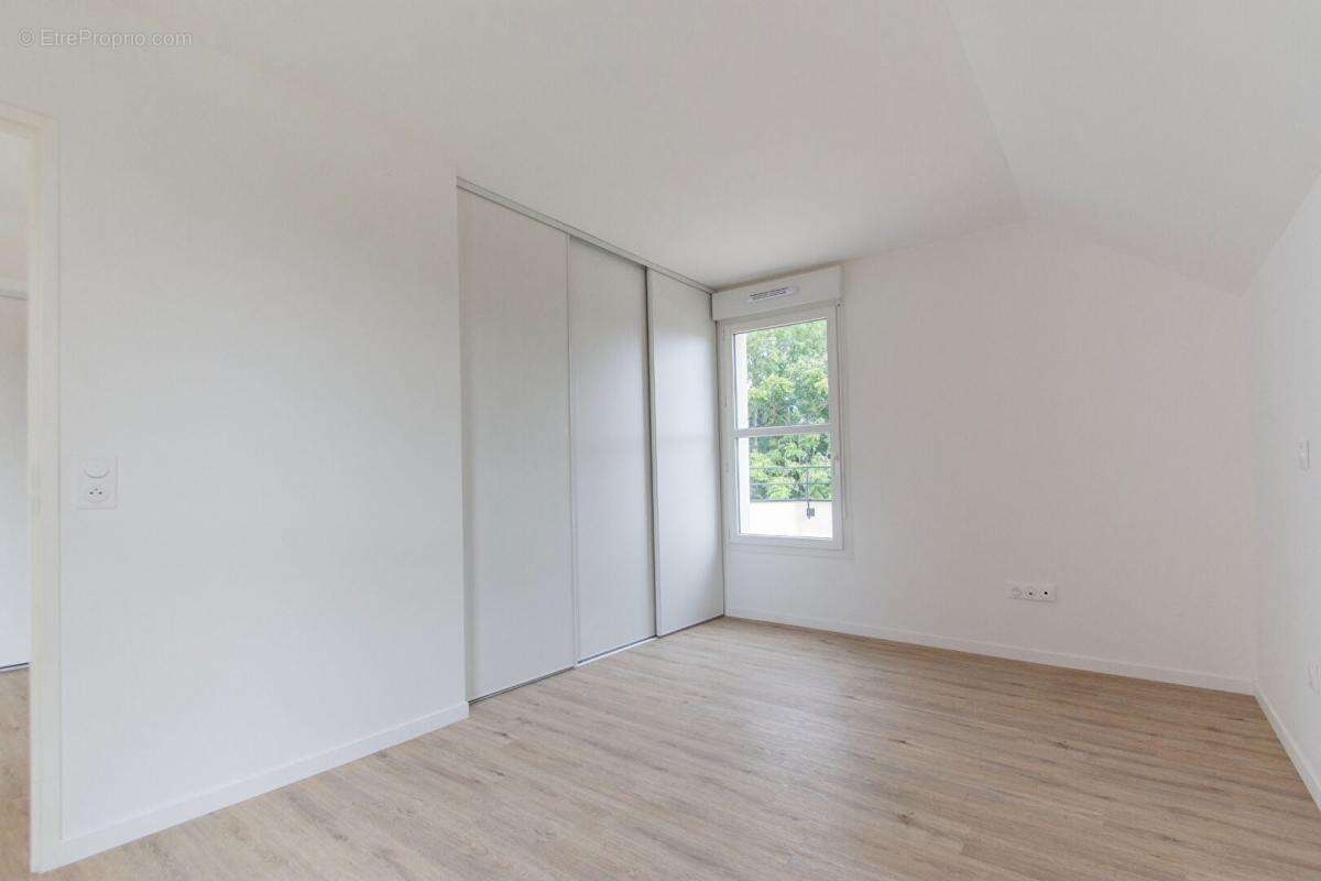 Appartement à SAINT-GERMAIN-LES-ARPAJON