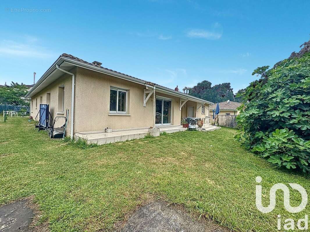 Photo 2 - Maison à SAINT-PIERRE-DU-MONT