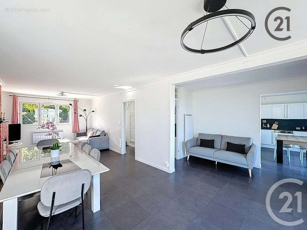 Maison à VILLERS-ALLERAND