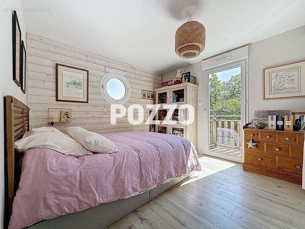 Maison à DONVILLE-LES-BAINS