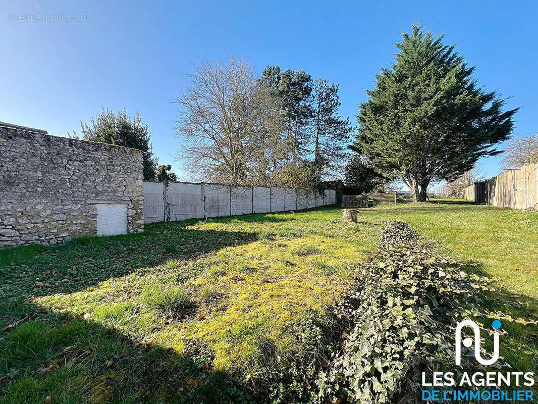 Maison Saint Ay 6 pièces 4 chambres - photo 11