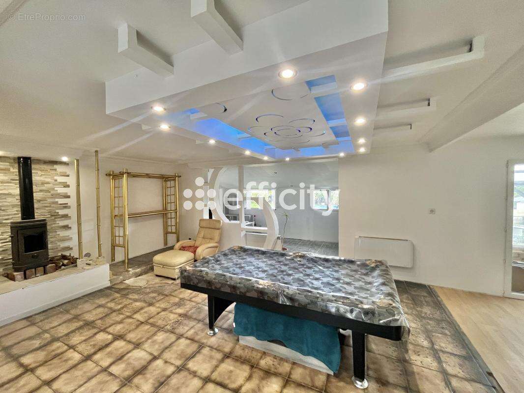 Maison à SAINT-MICHEL-CHEF-CHEF