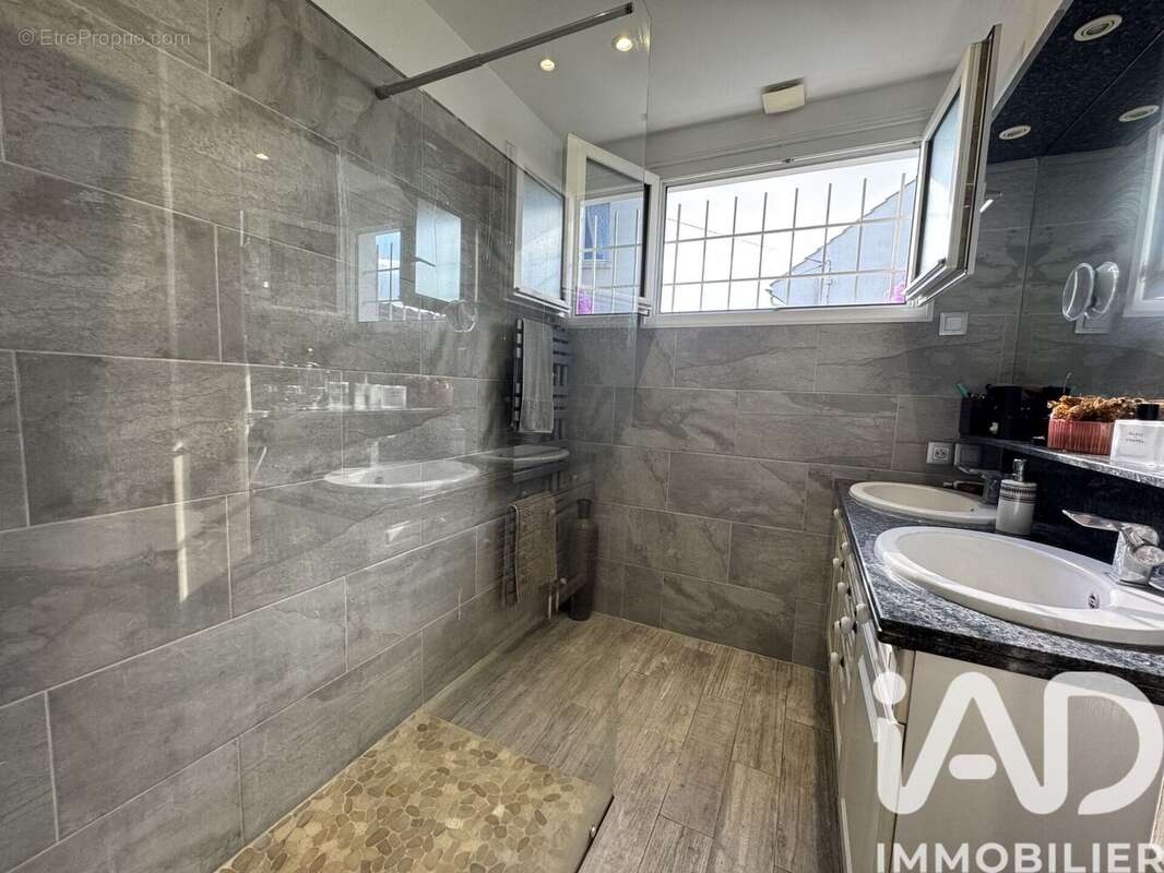 Photo 8 - Maison à CHATEAU-THIERRY