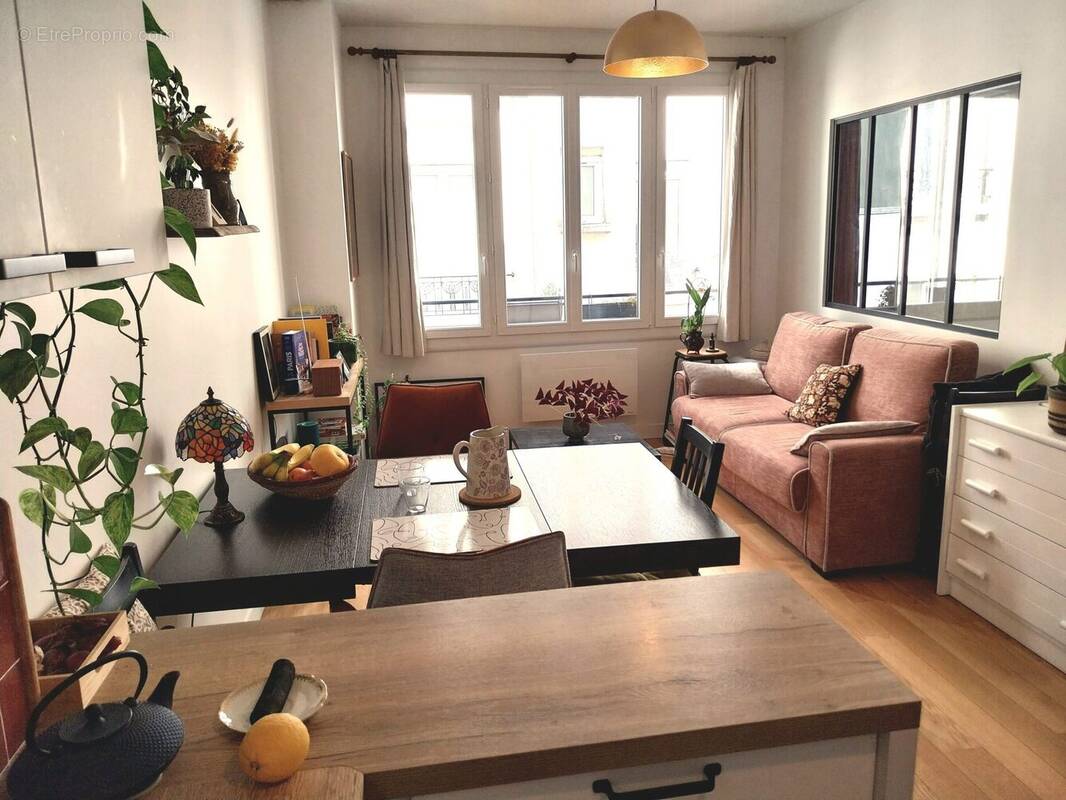 Appartement à PARIS-20E