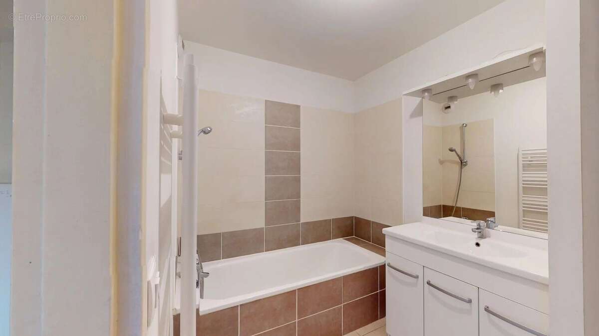 Appartement à PONTAULT-COMBAULT