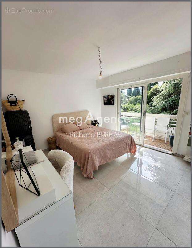 Appartement à HYERES