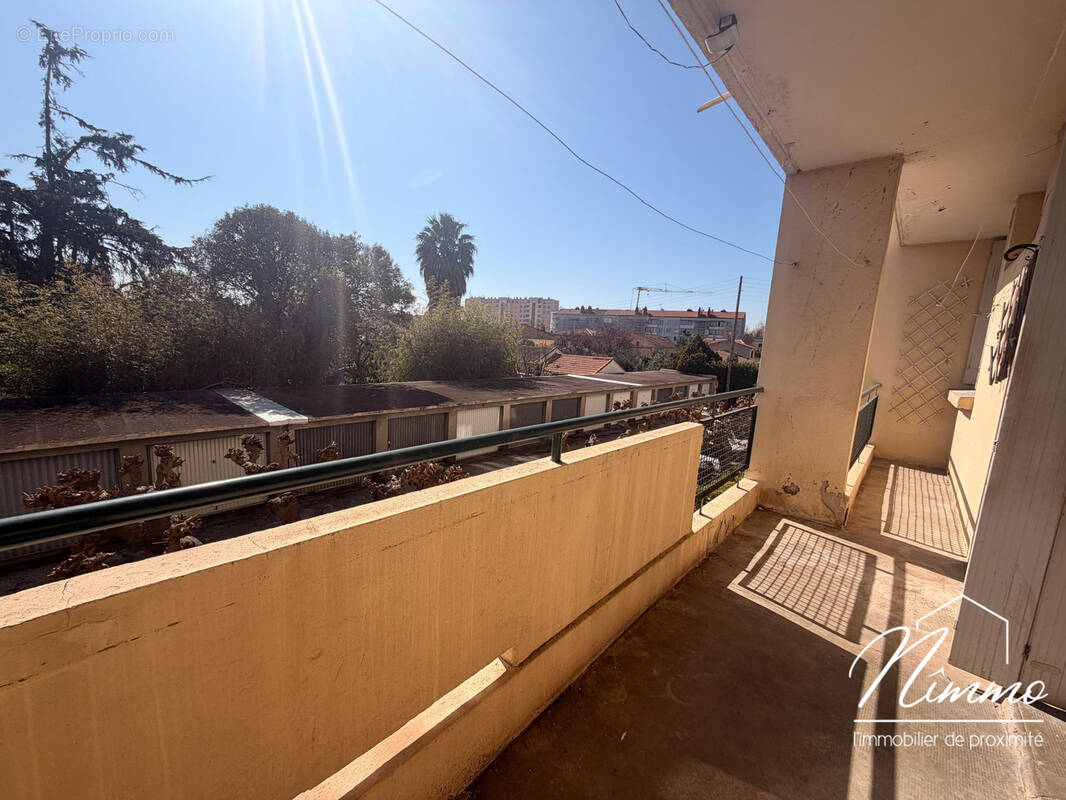 Appartement à NIMES