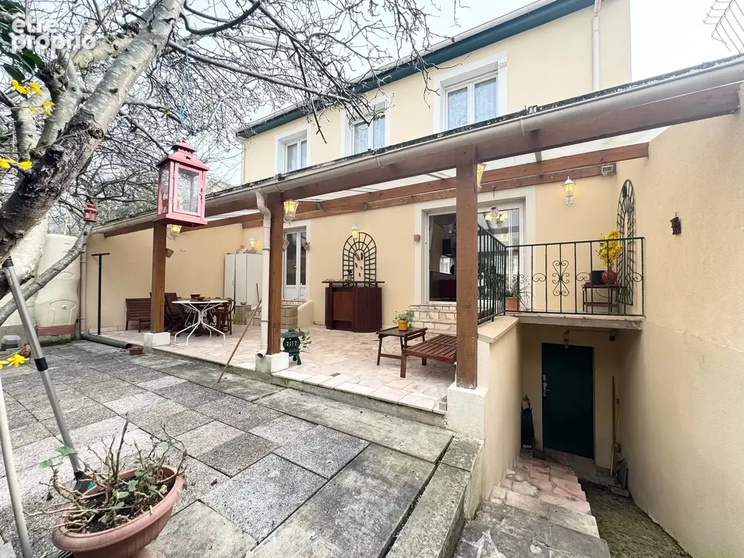 BOBIGNY : Maison familialle 6 pièces 140m² - photo 5