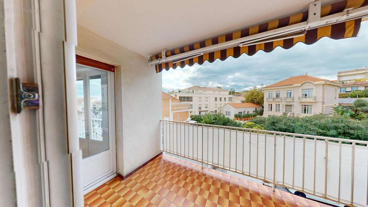 Photo 2 - Appartement à BANDOL