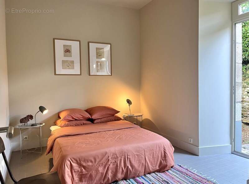 Ile aux moines, coeur de bourg, ancienne ecole transformee en habitation, 4 chambres, 748800€ fai - photo 6