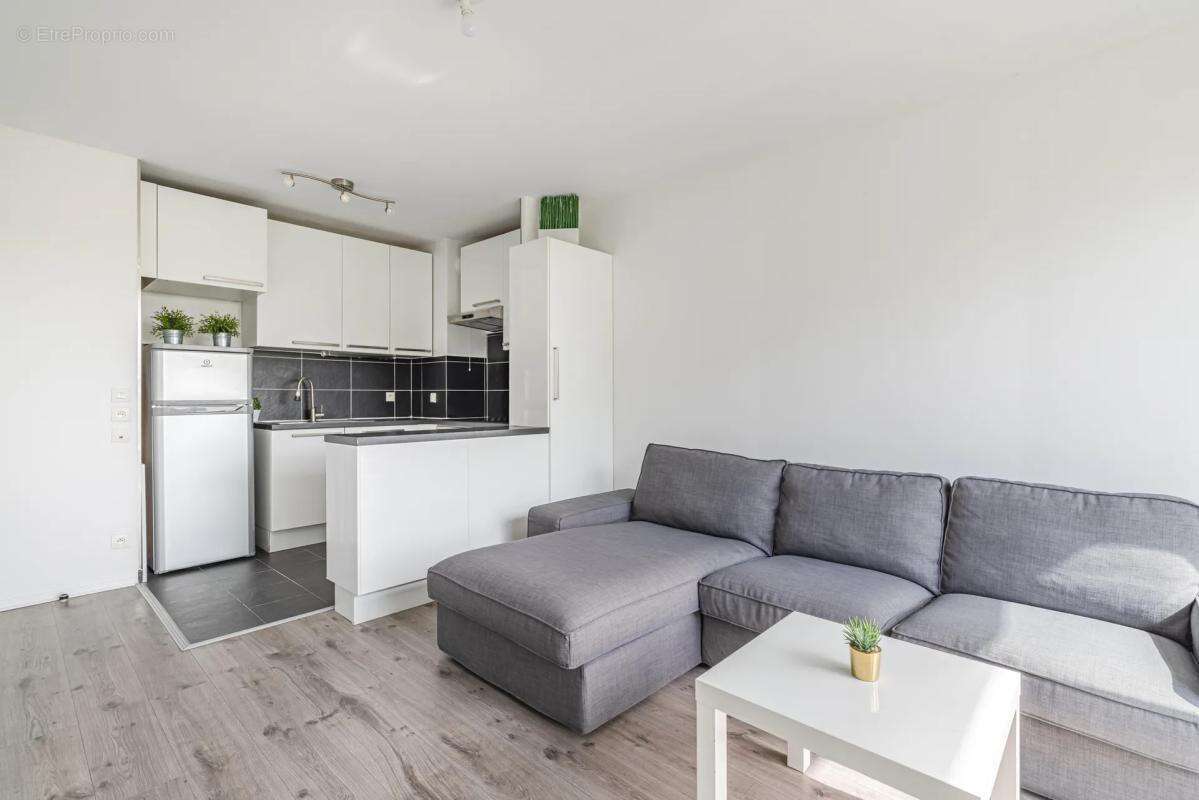 Appartement à LE BLANC-MESNIL