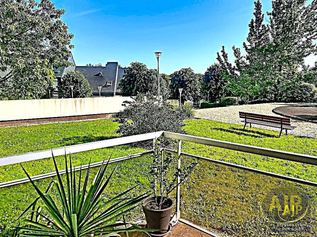Appartement à SAINT-SEBASTIEN-SUR-LOIRE