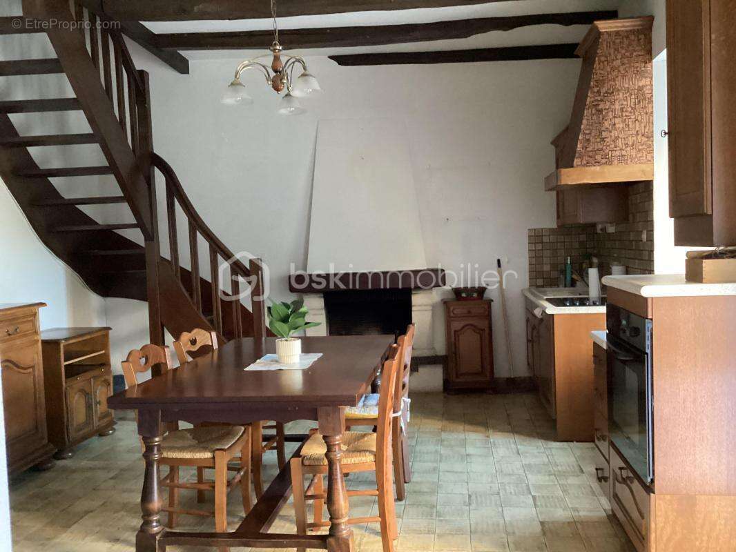 Maison à LANVALLAY