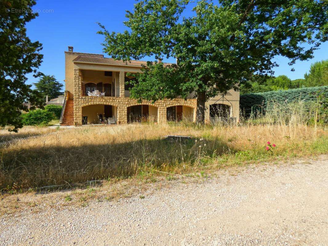 Maison à BAGNOLS-SUR-CEZE