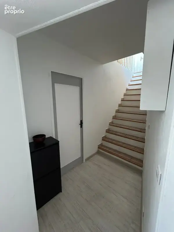 Aubagne, Magnifique duplex T2 de 60m2 avec 15m2 de terrasse - photo 9