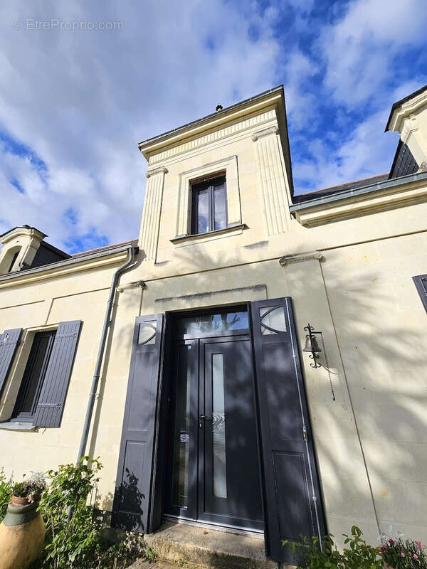 Maison à VARENNES-SUR-LOIRE