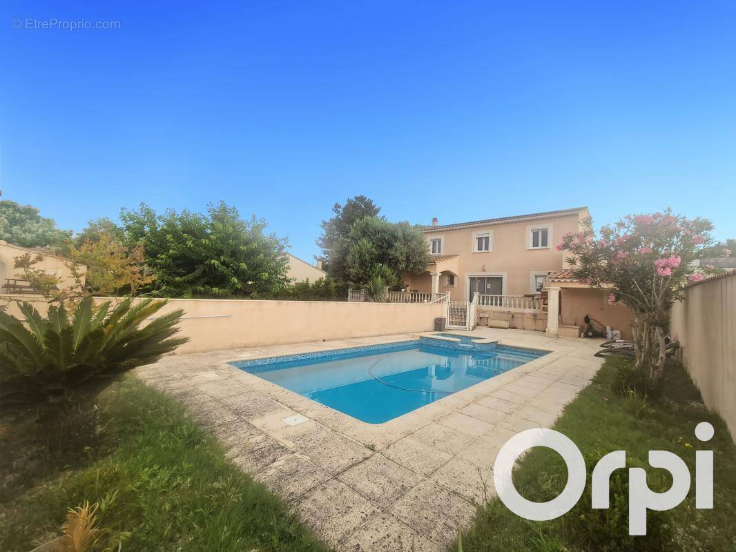 Maison À Vendre - photo 1