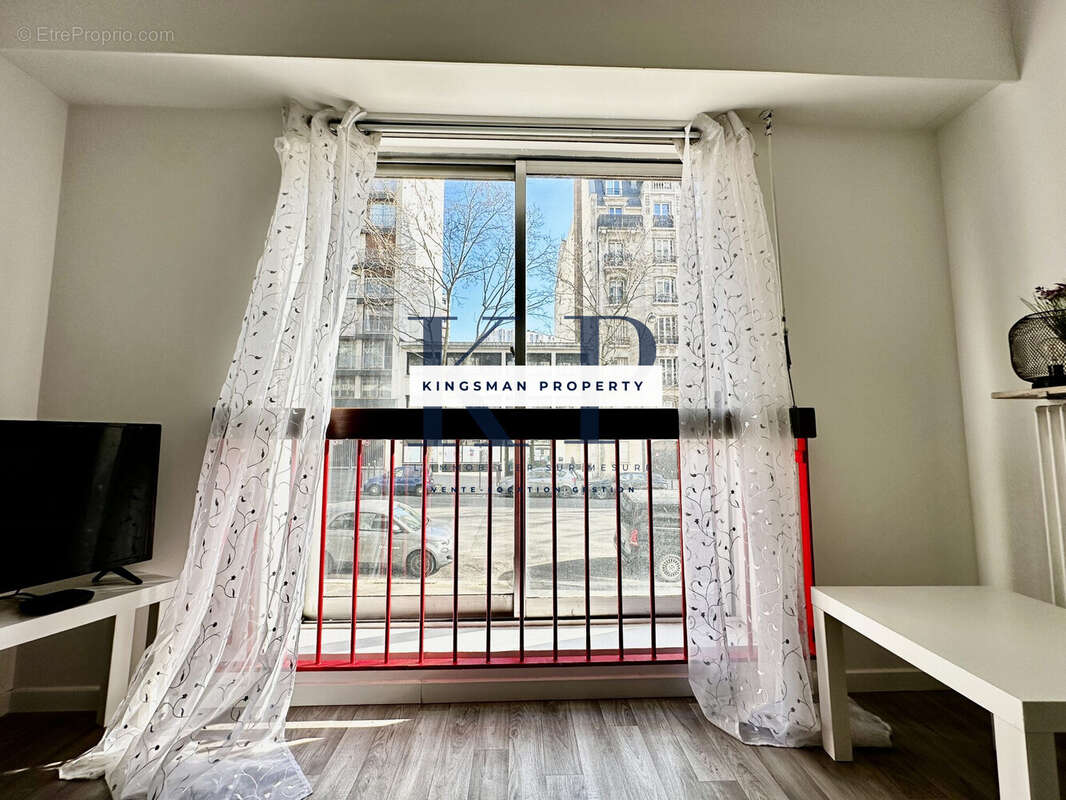 Appartement à PARIS-11E