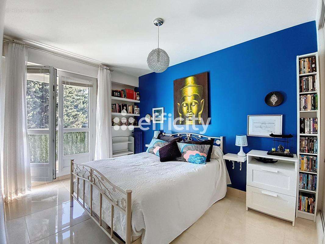 Appartement à SAINT-GRATIEN