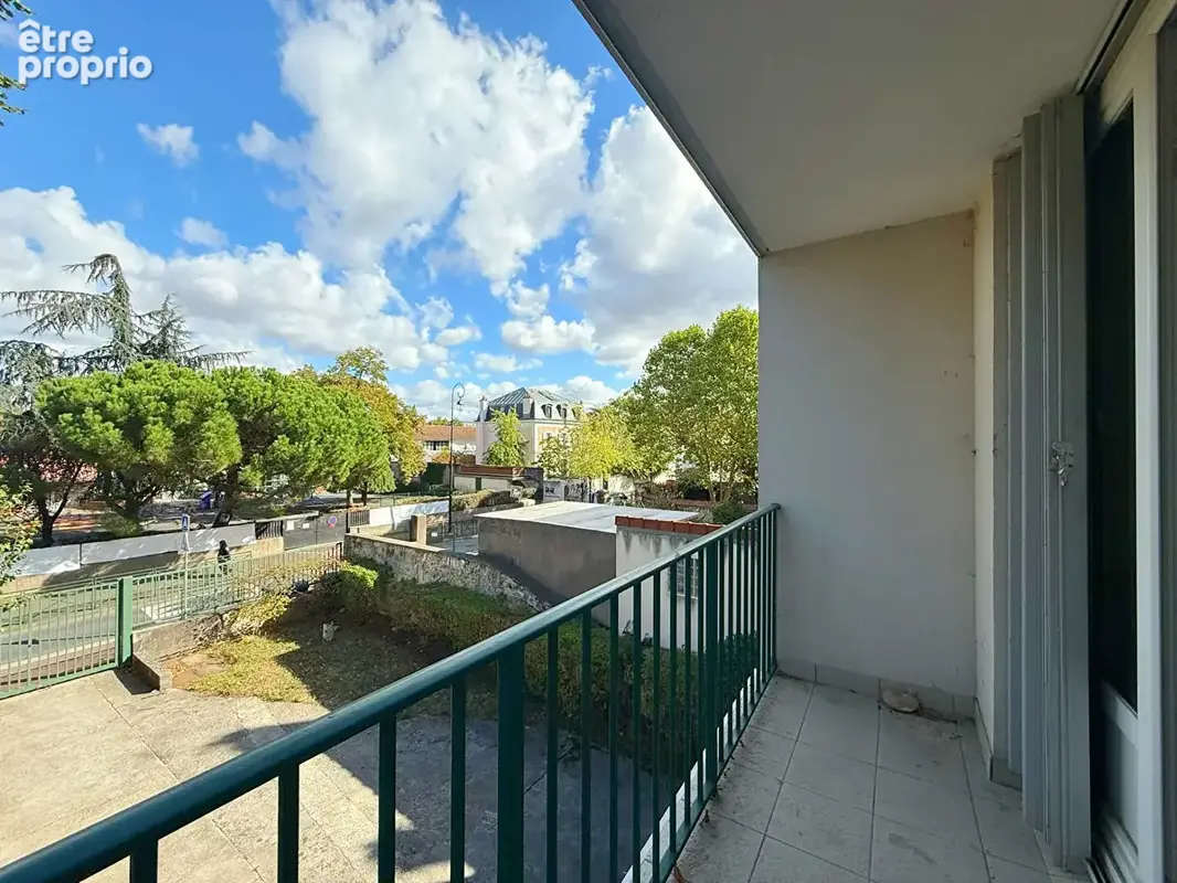 Appartement à NANTERRE