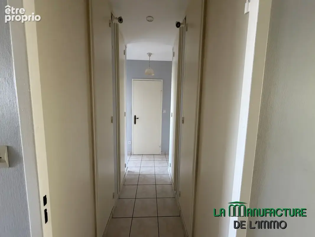 Appartement F3 - 69,37M2 - Cave - Saint-Etienne Secteur La Metare. - photo 15