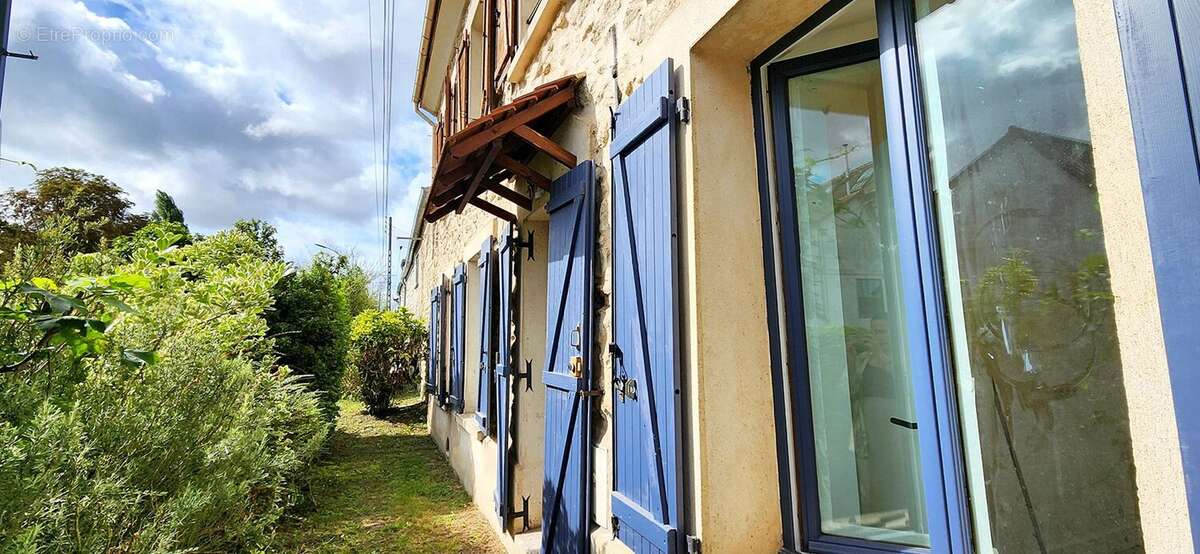 Appartement à CHAUMONTEL