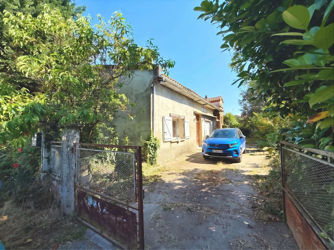 Maison à SAINT-PORQUIER