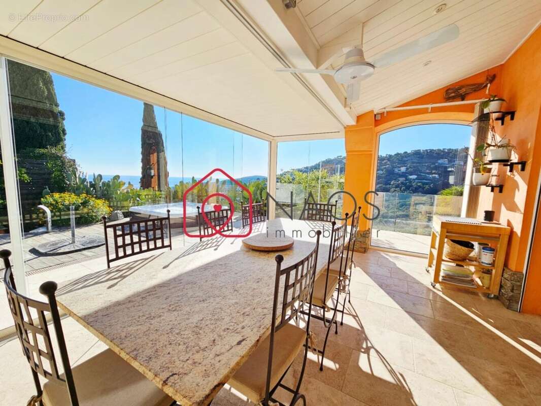 Maison à CAVALAIRE-SUR-MER