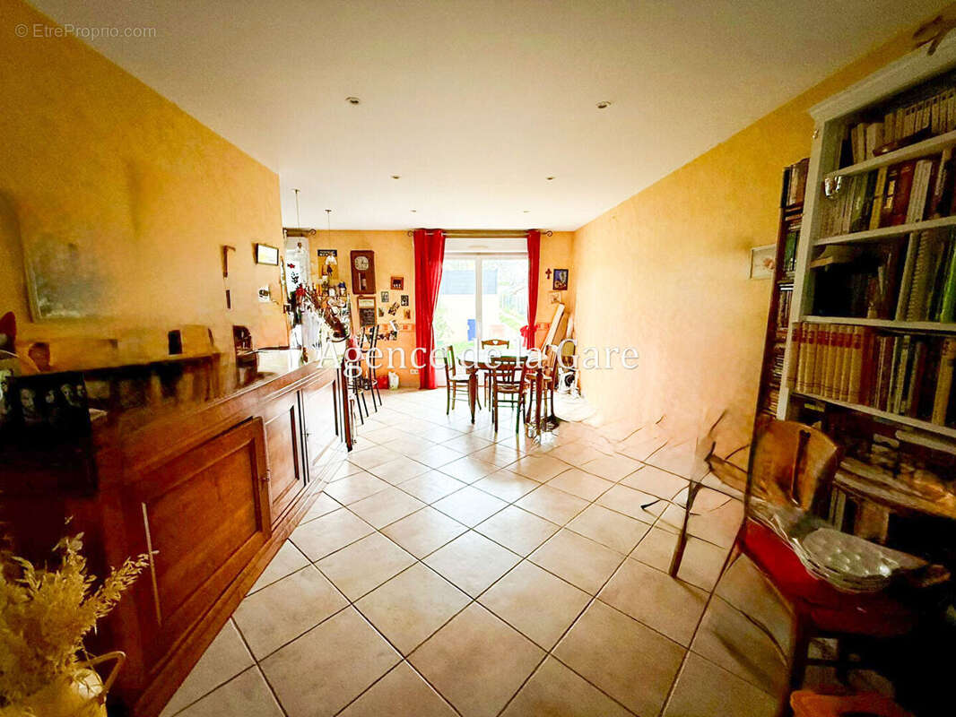 Maison à SARTROUVILLE