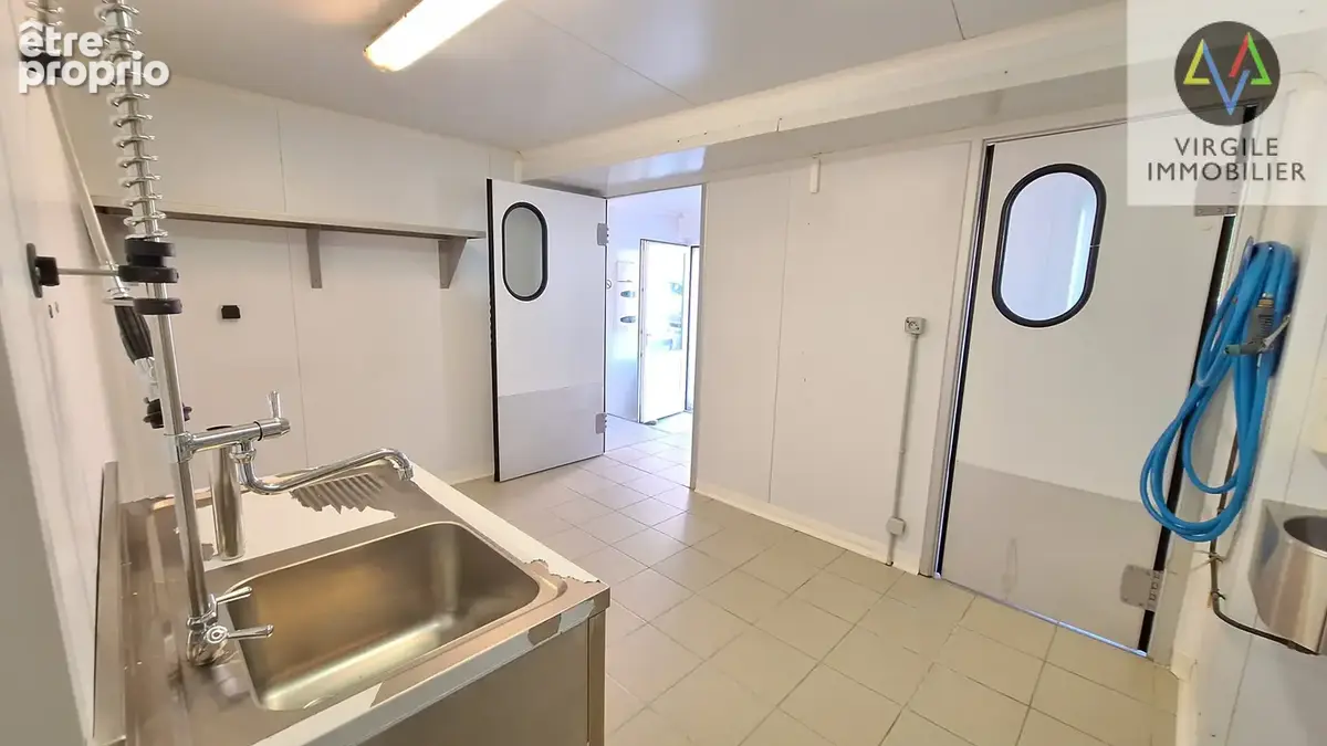 Jounge   local commercial à deux pas de la frontière - photo 2